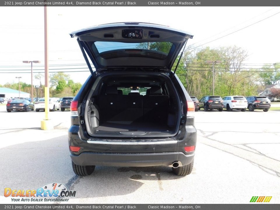 2021 Jeep Grand Cherokee Limited 4x4 Diamond Black Crystal Pearl / Black Photo #5