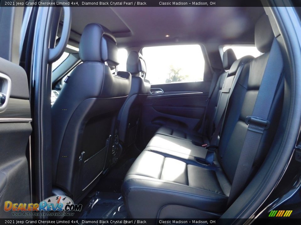 2021 Jeep Grand Cherokee Limited 4x4 Diamond Black Crystal Pearl / Black Photo #7