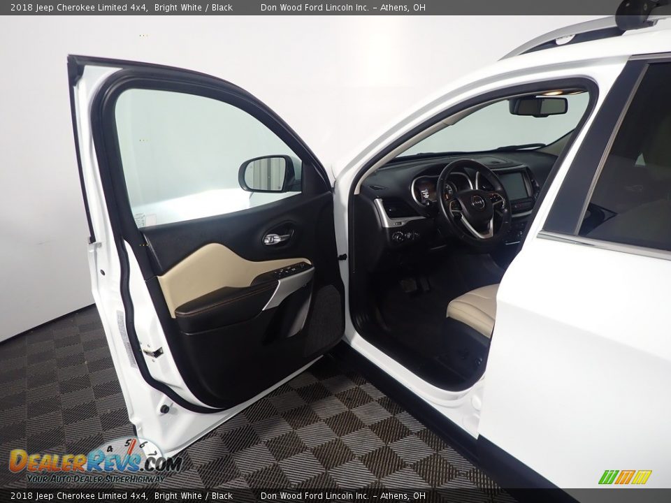 2018 Jeep Cherokee Limited 4x4 Bright White / Black Photo #19