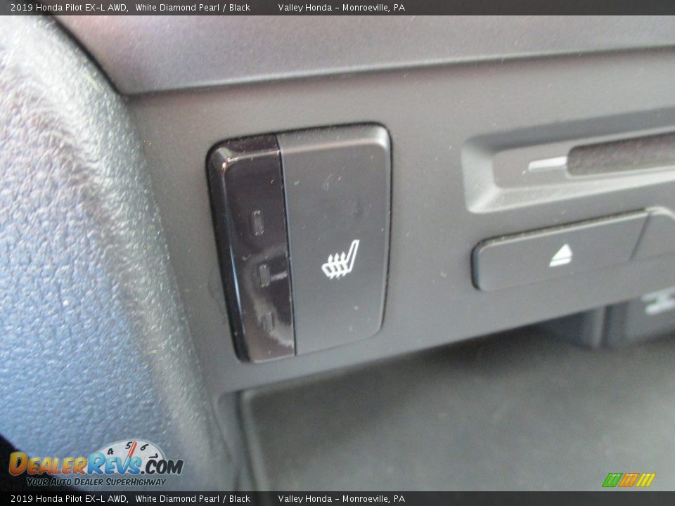 2019 Honda Pilot EX-L AWD White Diamond Pearl / Black Photo #17