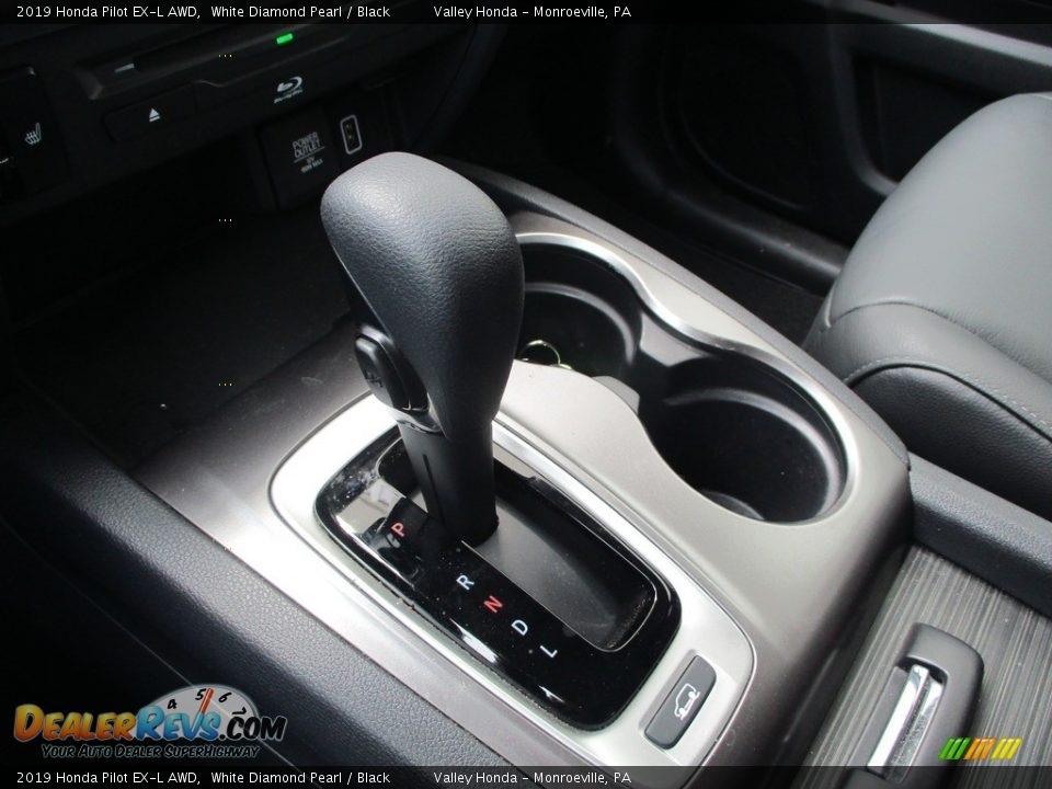 2019 Honda Pilot EX-L AWD White Diamond Pearl / Black Photo #18