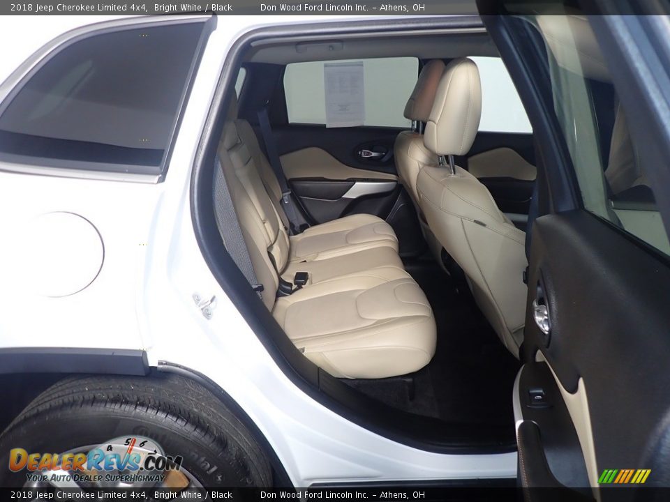 2018 Jeep Cherokee Limited 4x4 Bright White / Black Photo #36