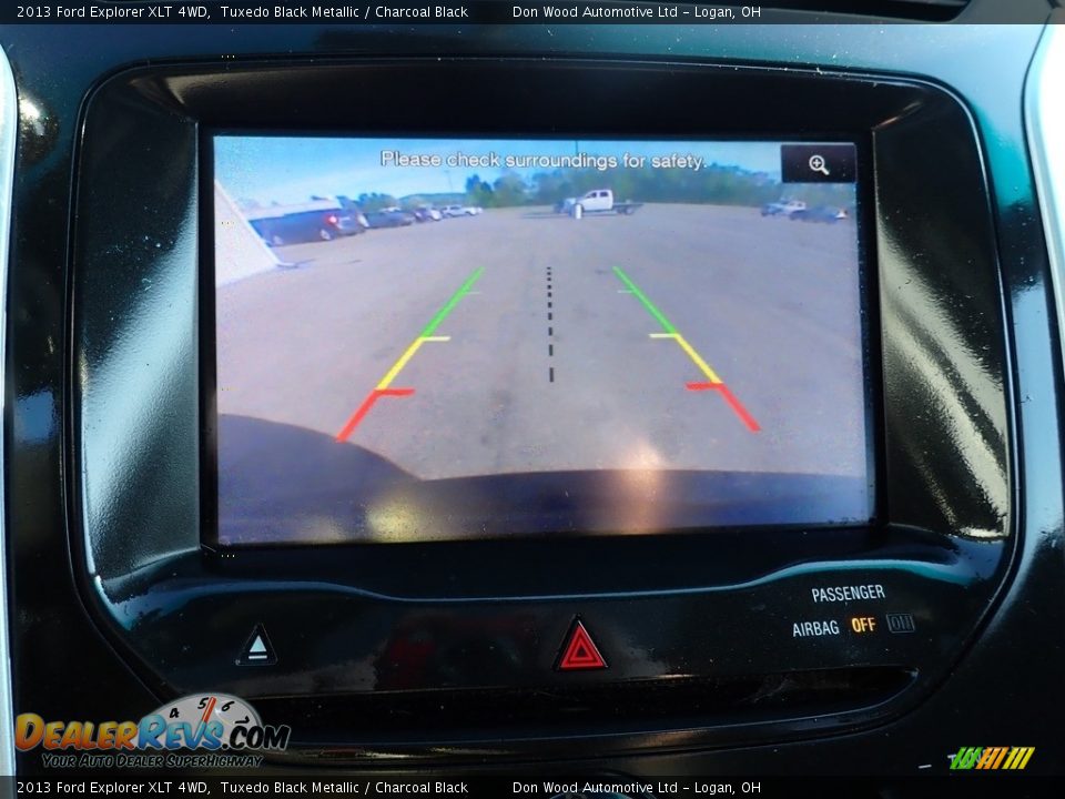 2013 Ford Explorer XLT 4WD Tuxedo Black Metallic / Charcoal Black Photo #3