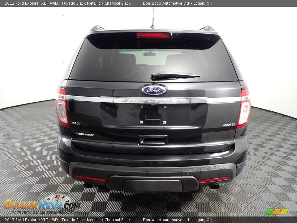 2013 Ford Explorer XLT 4WD Tuxedo Black Metallic / Charcoal Black Photo #13