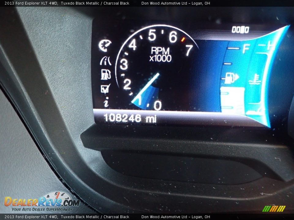 2013 Ford Explorer XLT 4WD Tuxedo Black Metallic / Charcoal Black Photo #25