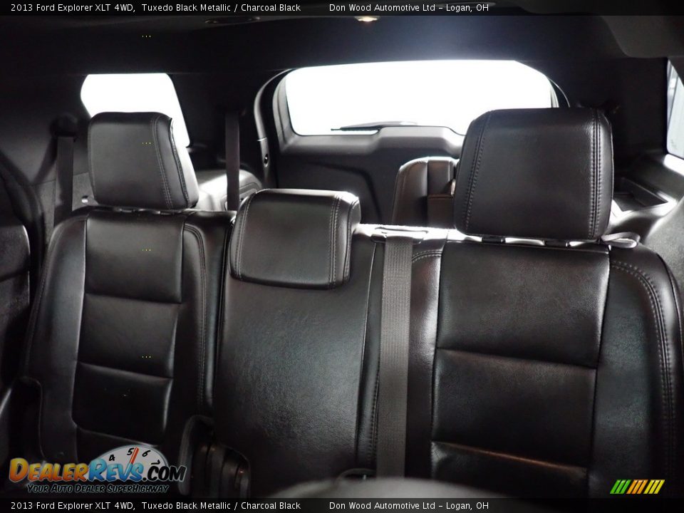 2013 Ford Explorer XLT 4WD Tuxedo Black Metallic / Charcoal Black Photo #35