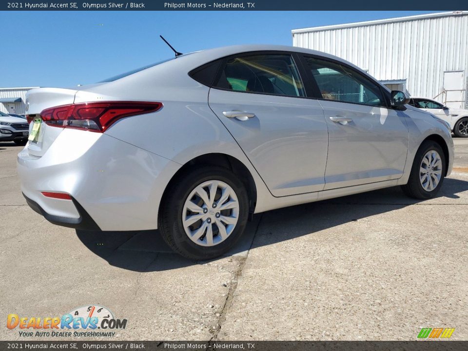 2021 Hyundai Accent SE Olympus Silver / Black Photo #3