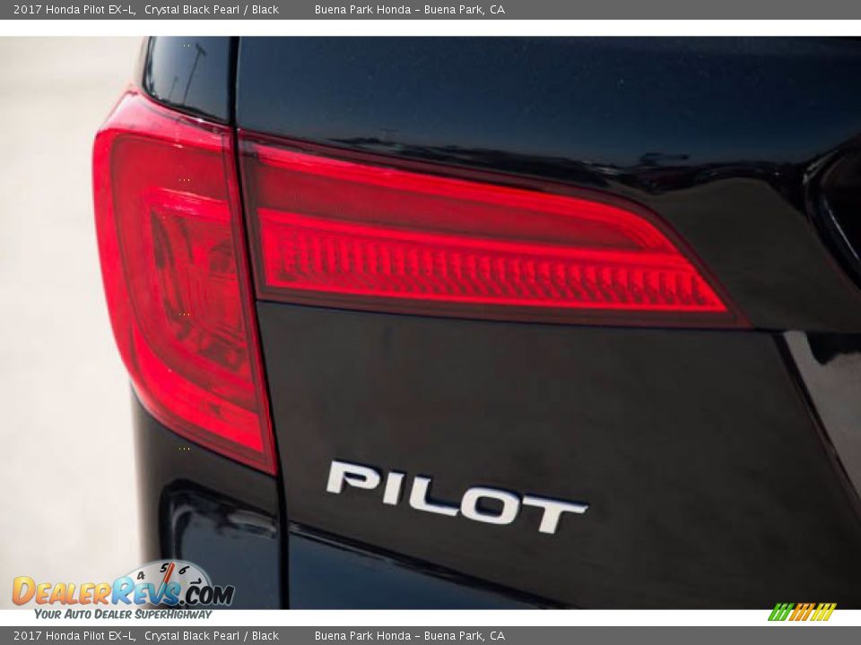 2017 Honda Pilot EX-L Logo Photo #10