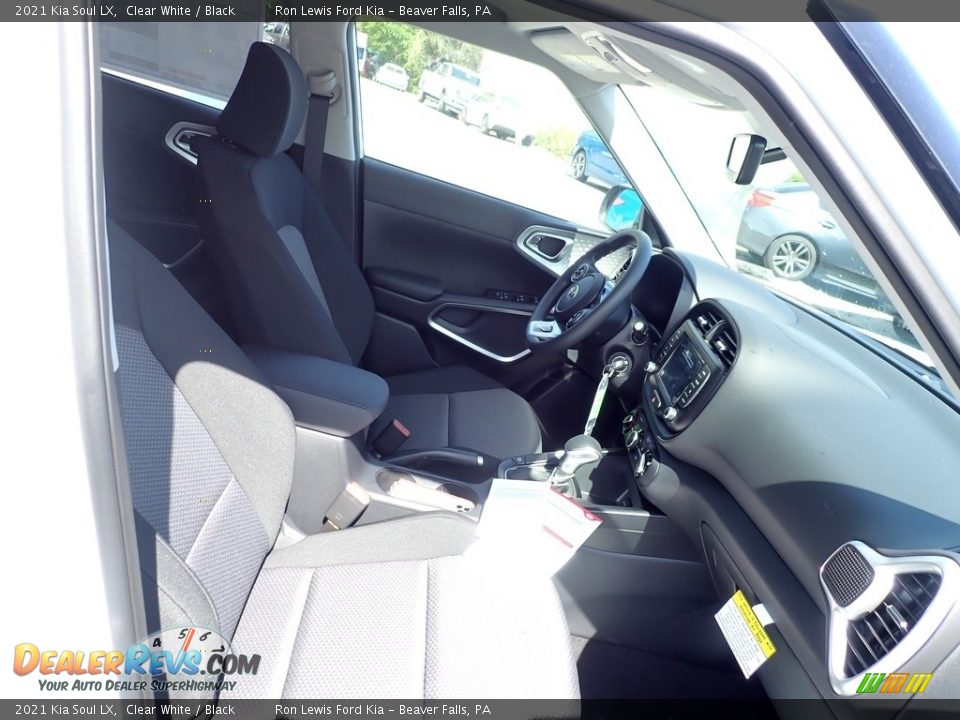 2021 Kia Soul LX Clear White / Black Photo #11