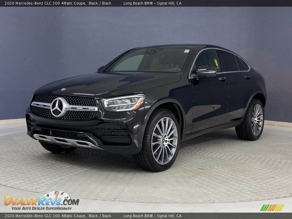 Front 3/4 View of 2020 Mercedes-Benz GLC 300 4Matic Coupe Photo #3