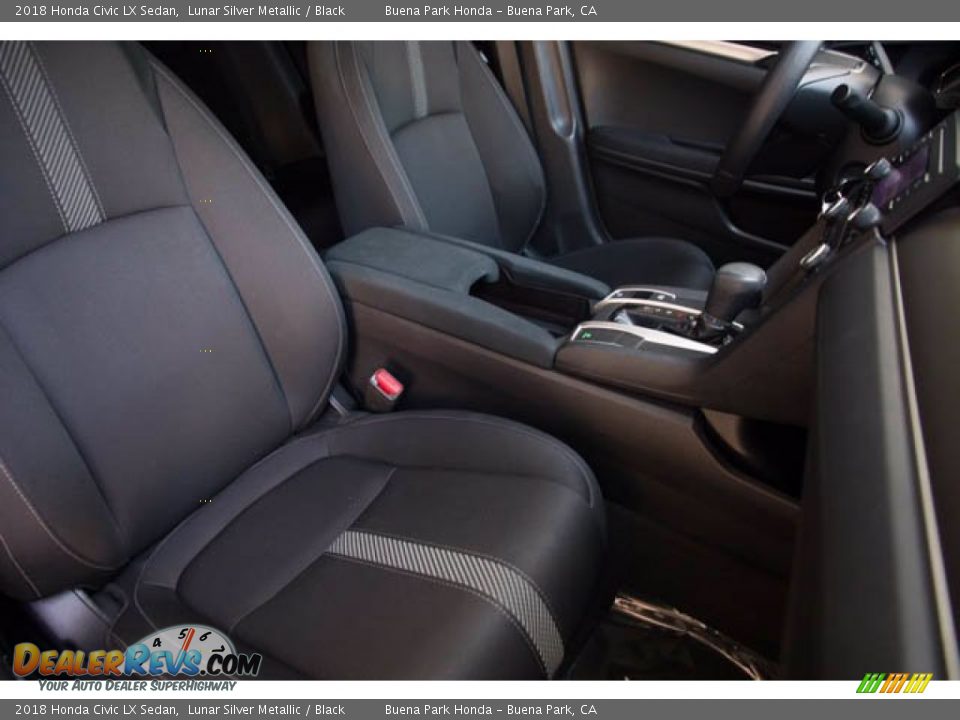 2018 Honda Civic LX Sedan Lunar Silver Metallic / Black Photo #25