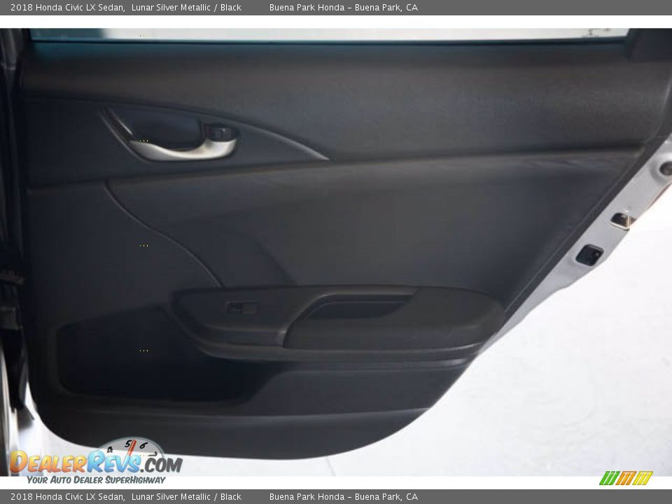 2018 Honda Civic LX Sedan Lunar Silver Metallic / Black Photo #32