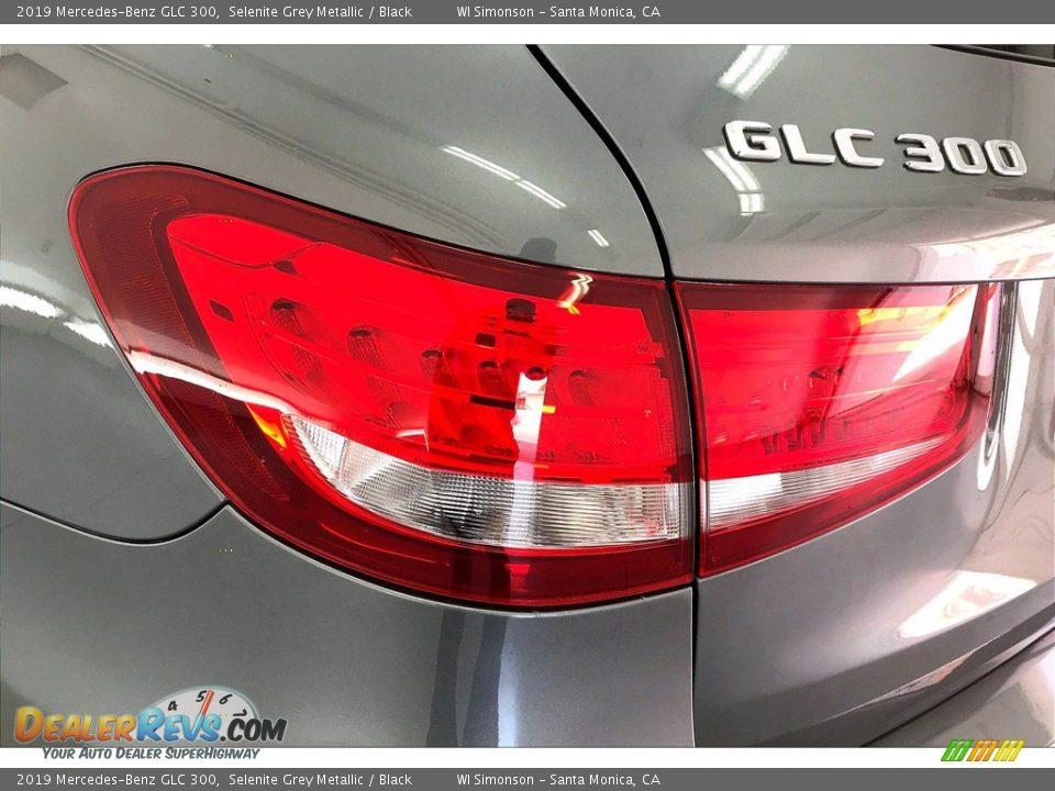 2019 Mercedes-Benz GLC 300 Selenite Grey Metallic / Black Photo #29