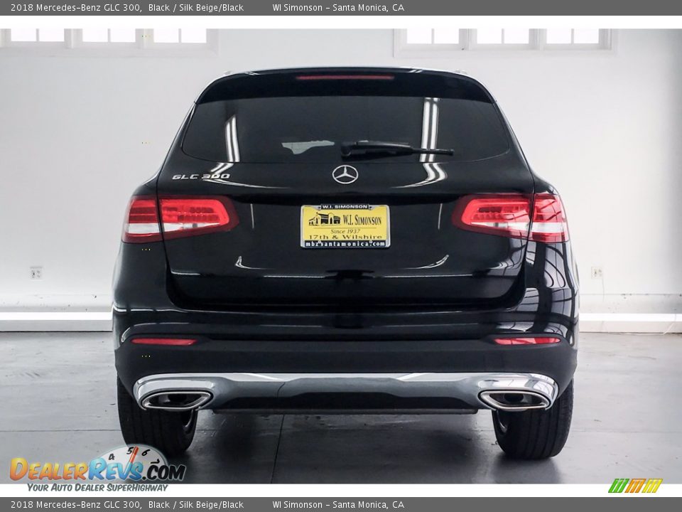 2018 Mercedes-Benz GLC 300 Black / Silk Beige/Black Photo #4