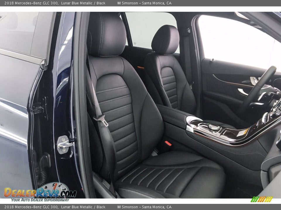 Front Seat of 2018 Mercedes-Benz GLC 300 Photo #2