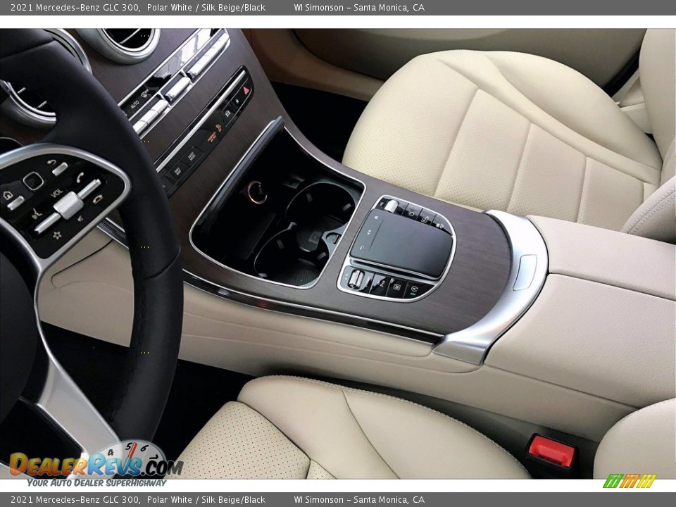 2021 Mercedes-Benz GLC 300 Polar White / Silk Beige/Black Photo #8