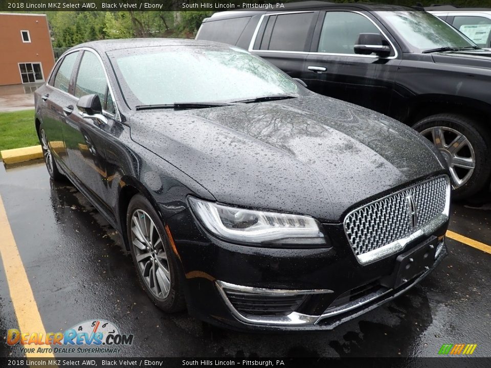 Front 3/4 View of 2018 Lincoln MKZ Select AWD Photo #5