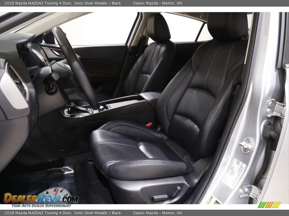 2018 Mazda MAZDA3 Touring 4 Door Sonic Silver Metallic / Black Photo #5