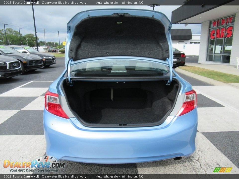 2013 Toyota Camry XLE Clearwater Blue Metallic / Ivory Photo #5