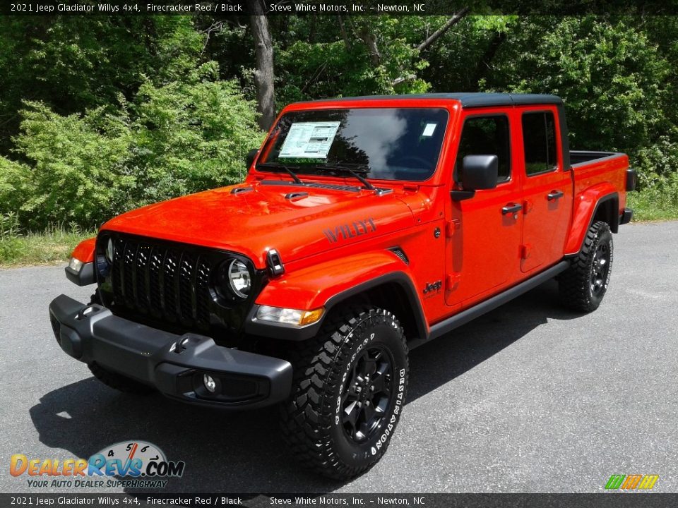 2021 Jeep Gladiator Willys 4x4 Firecracker Red / Black Photo #2