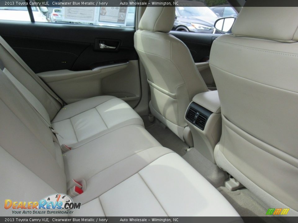 2013 Toyota Camry XLE Clearwater Blue Metallic / Ivory Photo #13