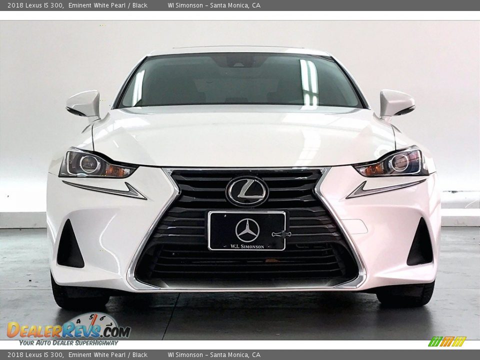 2018 Lexus IS 300 Eminent White Pearl / Black Photo #2