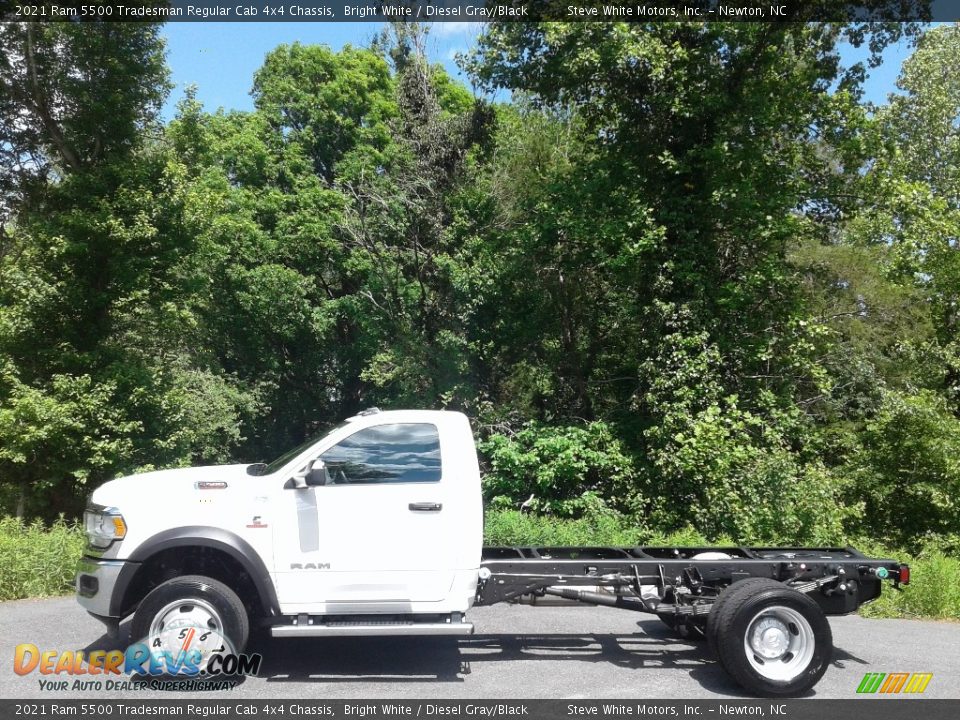 2021 Ram 5500 Tradesman Regular Cab 4x4 Chassis Bright White / Diesel Gray/Black Photo #1