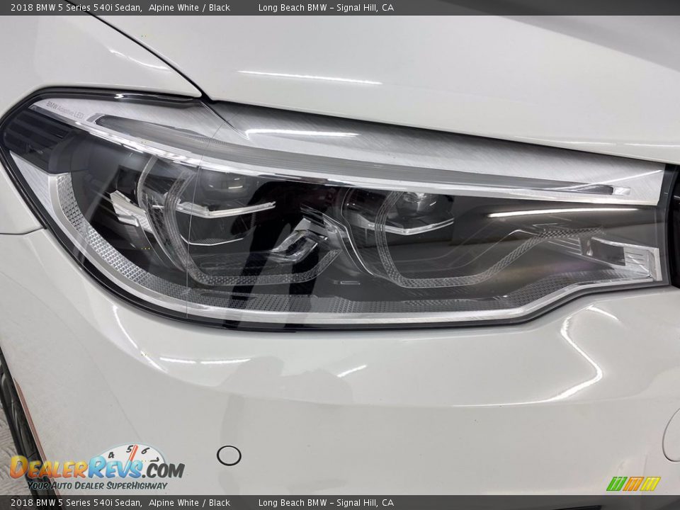 2018 BMW 5 Series 540i Sedan Alpine White / Black Photo #7