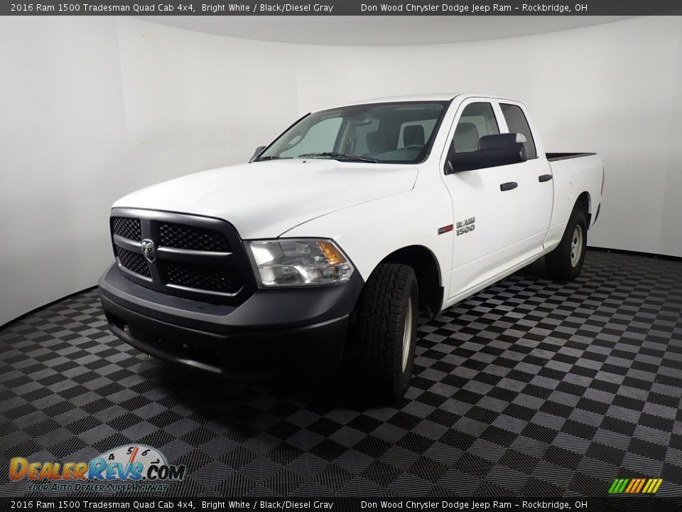 2016 Ram 1500 Tradesman Quad Cab 4x4 Bright White / Black/Diesel Gray Photo #7