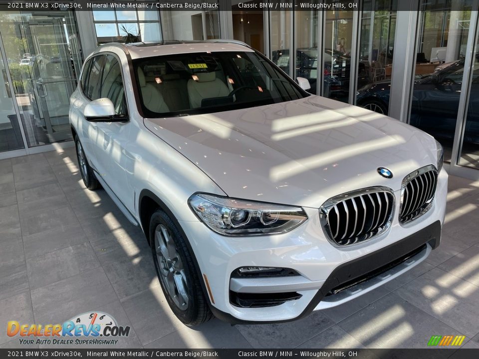 2021 BMW X3 xDrive30e Mineral White Metallic / Canberra Beige/Black Photo #1