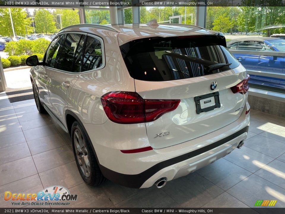 2021 BMW X3 xDrive30e Mineral White Metallic / Canberra Beige/Black Photo #2