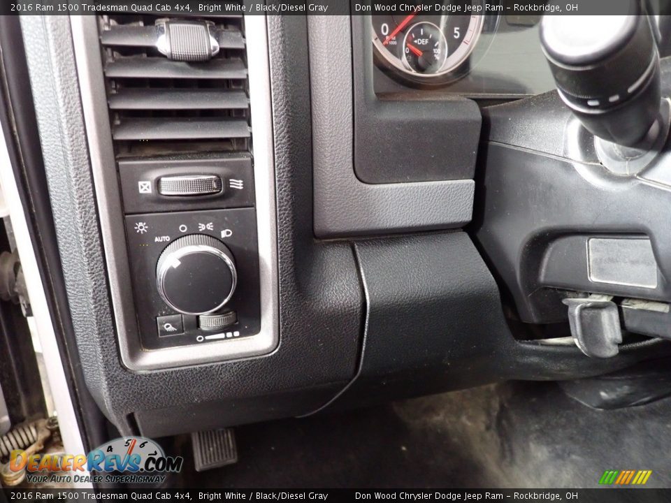 Controls of 2016 Ram 1500 Tradesman Quad Cab 4x4 Photo #18