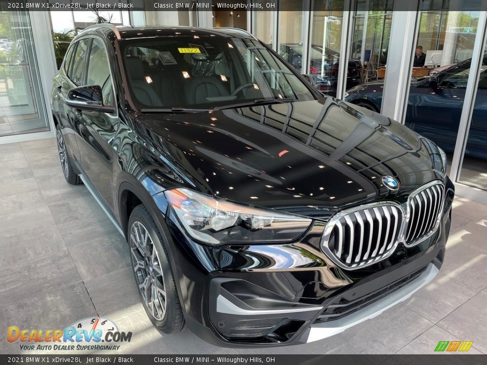 2021 BMW X1 xDrive28i Jet Black / Black Photo #1