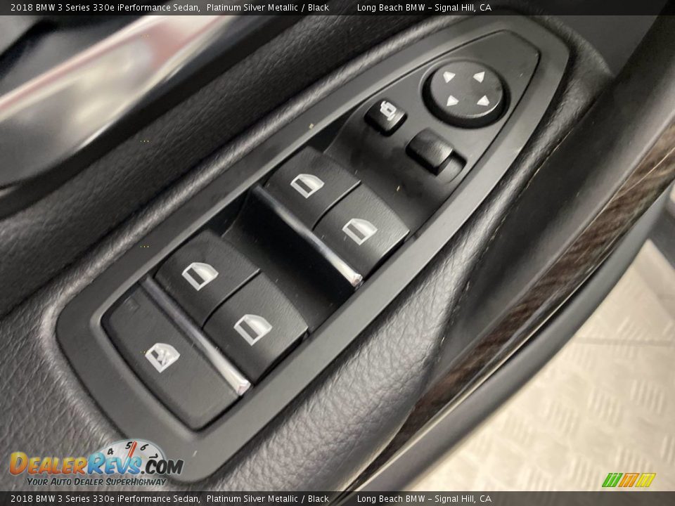 2018 BMW 3 Series 330e iPerformance Sedan Platinum Silver Metallic / Black Photo #14