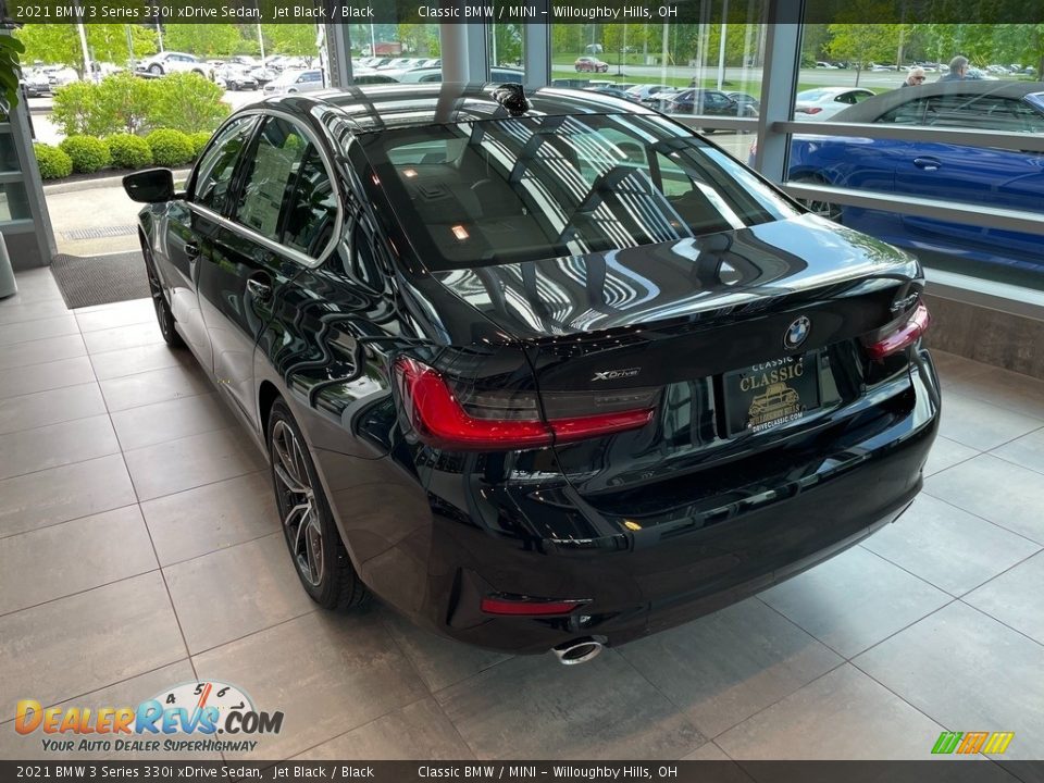 2021 BMW 3 Series 330i xDrive Sedan Jet Black / Black Photo #2