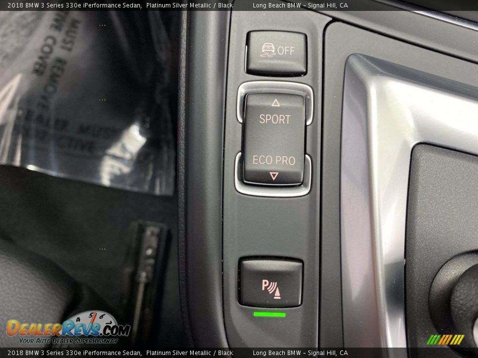 2018 BMW 3 Series 330e iPerformance Sedan Platinum Silver Metallic / Black Photo #28