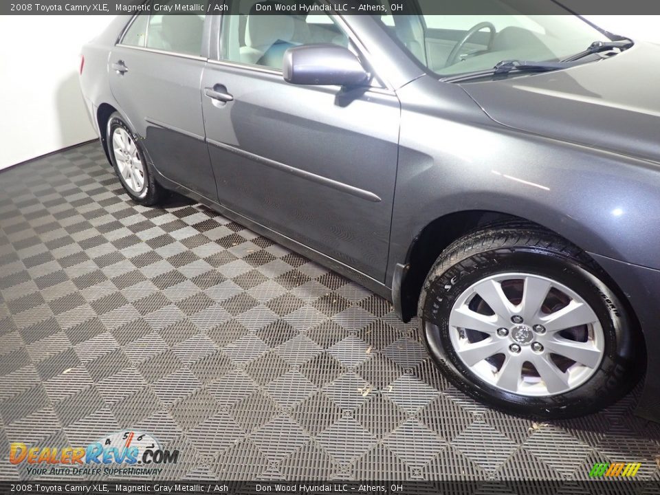 2008 Toyota Camry XLE Magnetic Gray Metallic / Ash Photo #4
