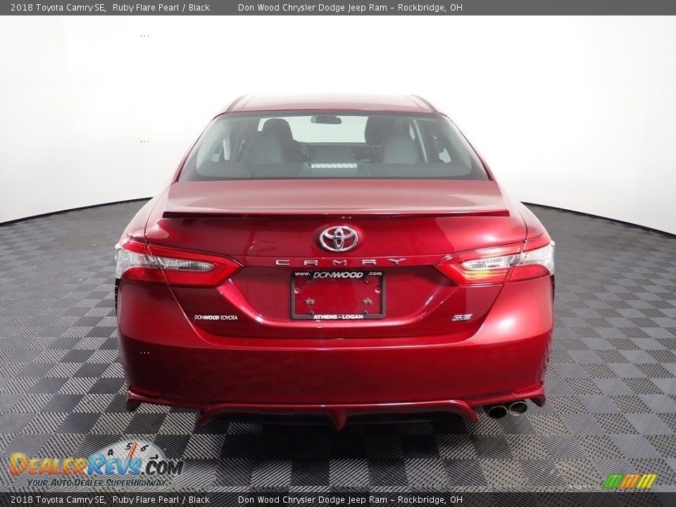 2018 Toyota Camry SE Ruby Flare Pearl / Black Photo #13