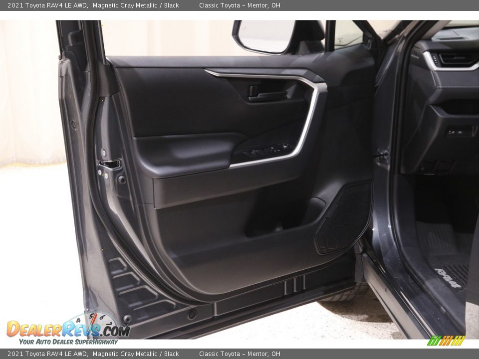 2021 Toyota RAV4 LE AWD Magnetic Gray Metallic / Black Photo #4