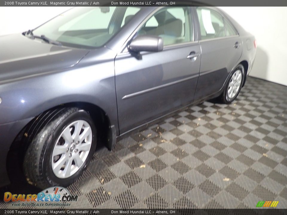 2008 Toyota Camry XLE Magnetic Gray Metallic / Ash Photo #10
