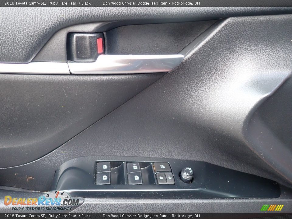 2018 Toyota Camry SE Ruby Flare Pearl / Black Photo #19