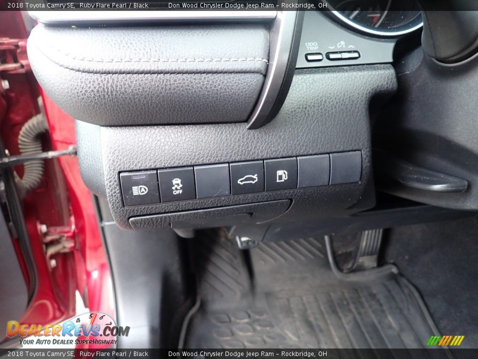 2018 Toyota Camry SE Ruby Flare Pearl / Black Photo #20