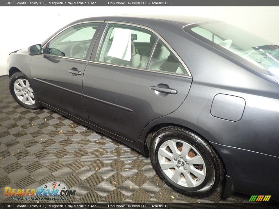 2008 Toyota Camry XLE Magnetic Gray Metallic / Ash Photo #18