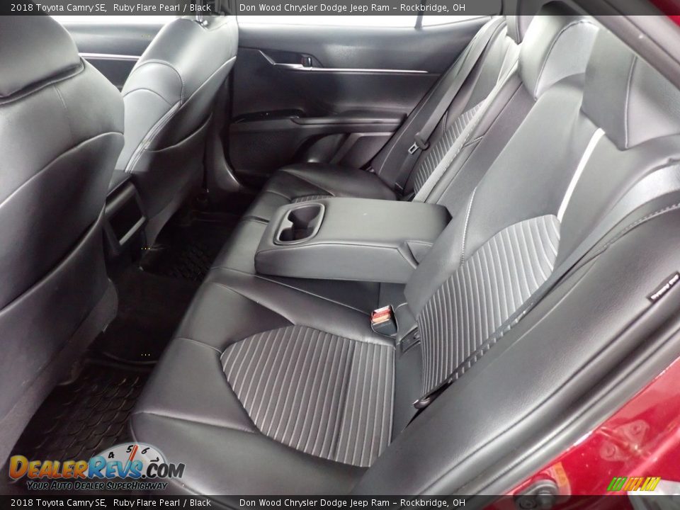 2018 Toyota Camry SE Ruby Flare Pearl / Black Photo #34