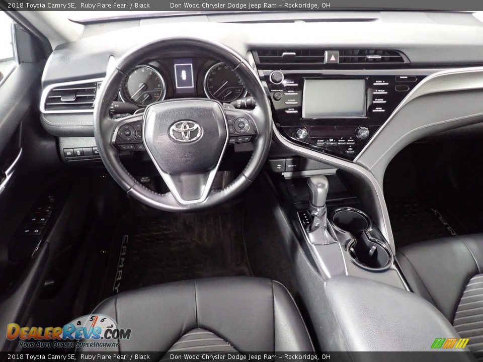 2018 Toyota Camry SE Ruby Flare Pearl / Black Photo #35