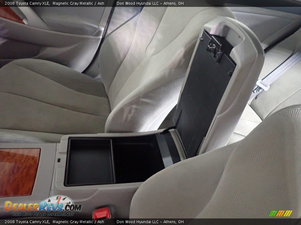 2008 Toyota Camry XLE Magnetic Gray Metallic / Ash Photo #33