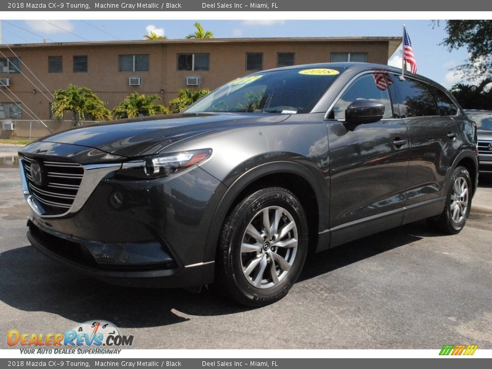 Front 3/4 View of 2018 Mazda CX-9 Touring Photo #5