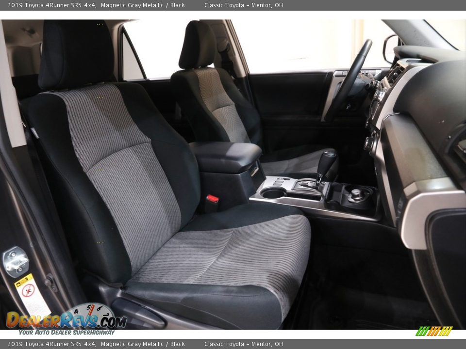 2019 Toyota 4Runner SR5 4x4 Magnetic Gray Metallic / Black Photo #13