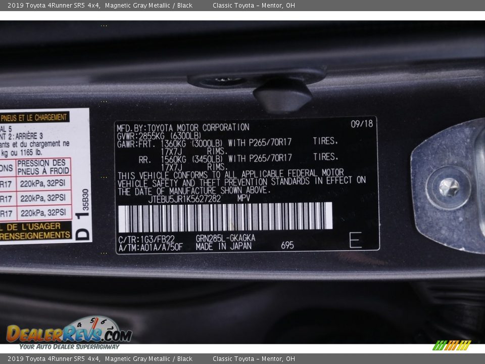 2019 Toyota 4Runner SR5 4x4 Magnetic Gray Metallic / Black Photo #18