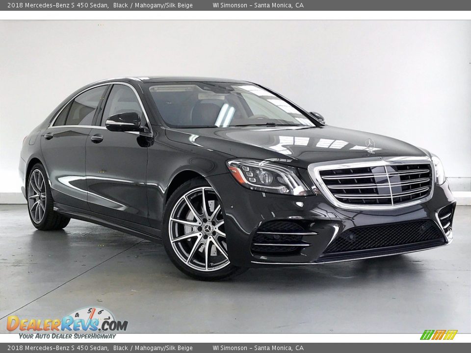 Front 3/4 View of 2018 Mercedes-Benz S 450 Sedan Photo #34